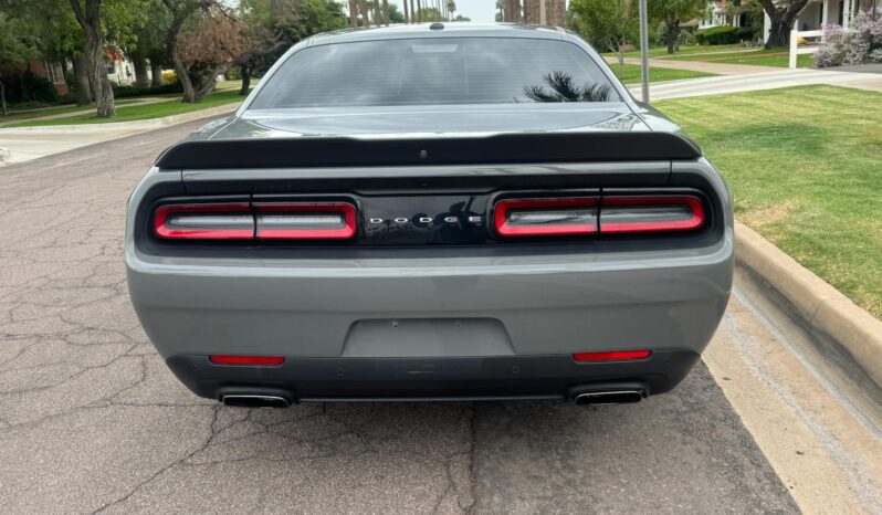 
2019 Dodge Challenger GT full									