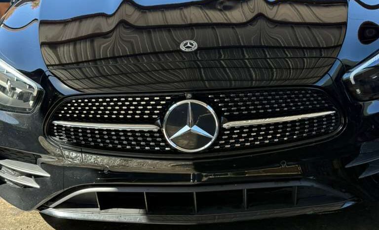 
2022 Mercedes-Benz E350 full									