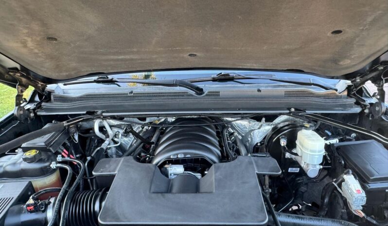 
2015 Chevy Suburban LTZ full									