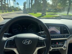 
2018 Hyundai Elantra SE full									