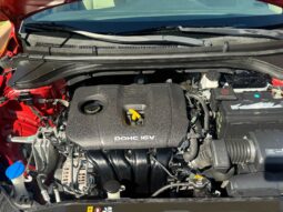 
2018 Hyundai Elantra SE full									