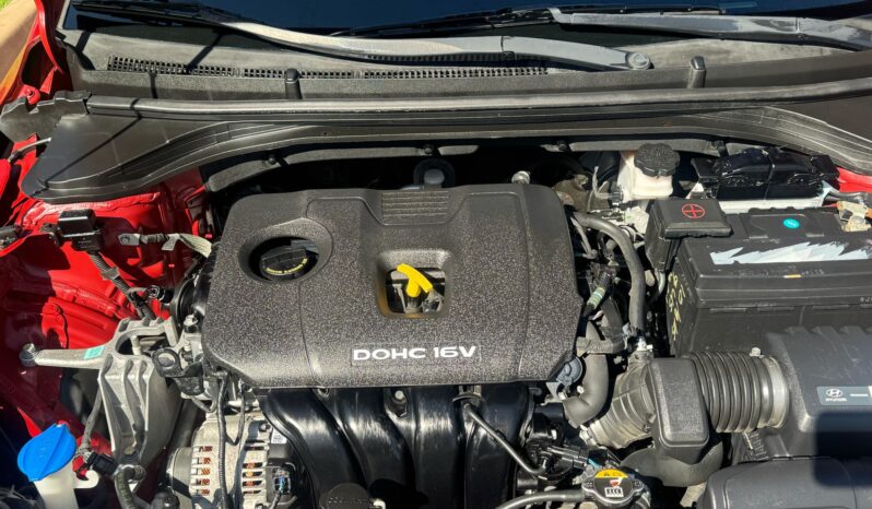 
2018 Hyundai Elantra SE full									