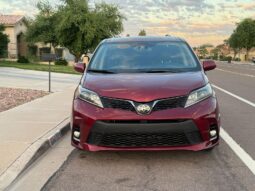 
2018 TOYOTA SIENNA SE full									