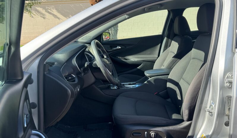 
2022 Chevy Malibu LT full									