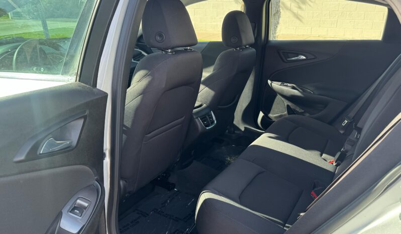 
2022 Chevy Malibu LT full									